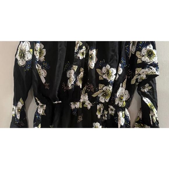 Free People Blouse Top Womens Small Black Floral Pleated Long Sleeve Wrap V Neck - Picture 5 of 5